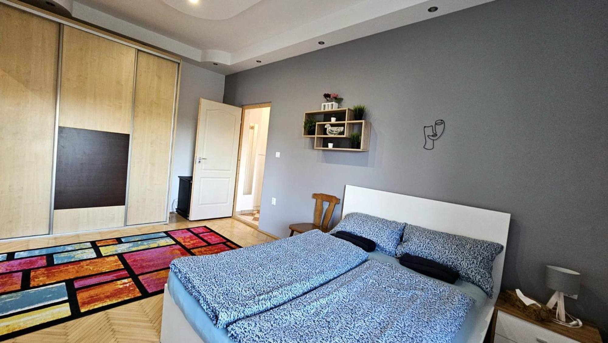 Lovely central apartment with free parking, Központhoz közeli 2 szép szobás lakás Győr Exterior foto